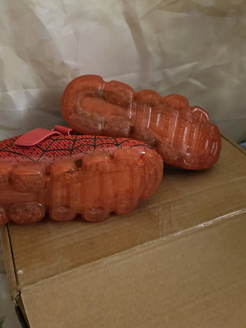 YUNICUS cute red